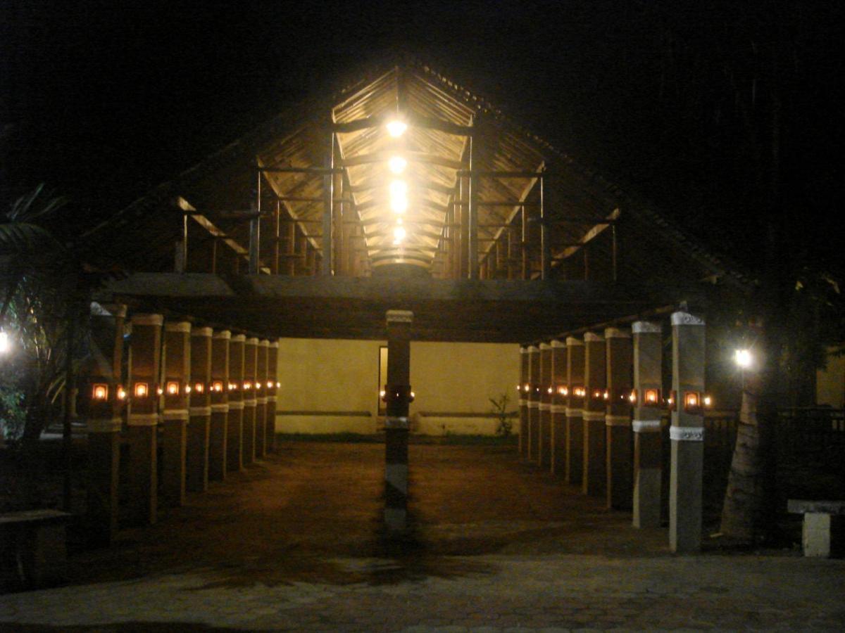 Indeco Hotels Swamimalai Kumbakonam Exterior photo